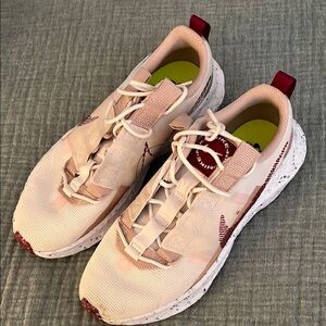 Nike Women's Pink and Red Sneakers